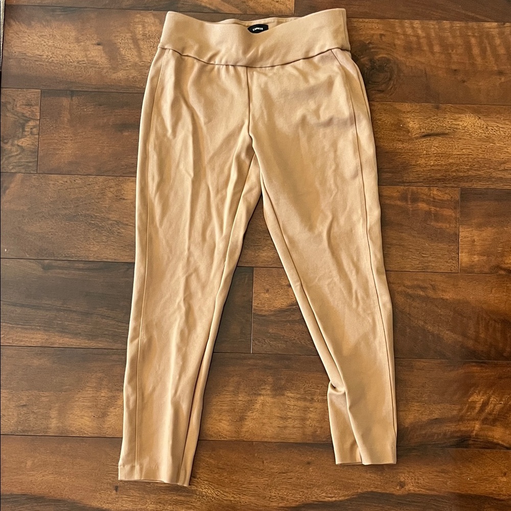 Express Camel Women's Leggings